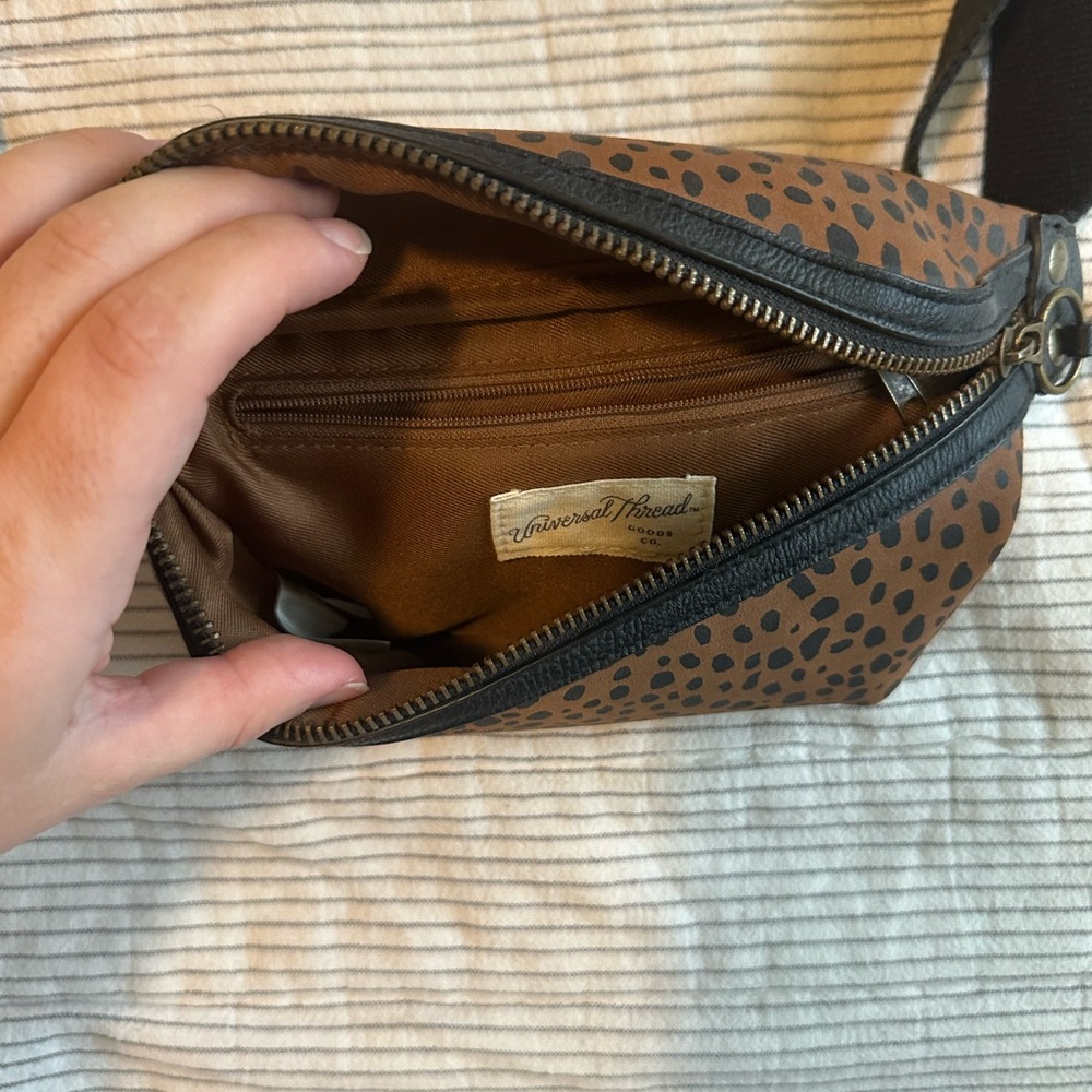 Universal Thread Brown Leopard Print Crossbody Bag - image 2